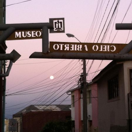 The Travelling Chile Ξενοδοχείο Valparaíso Εξωτερικό φωτογραφία